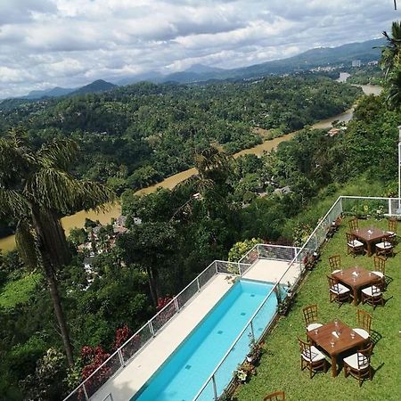 The Mountbatten Hotel Kandy Luaran gambar