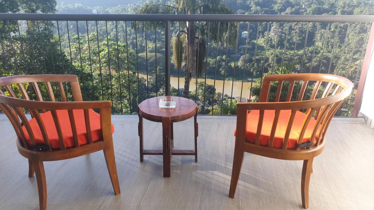 The Mountbatten Hotel Kandy Luaran gambar